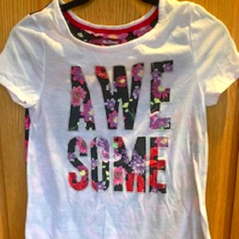 Top Shirt Epic Threads Girls Awesome Size XL Floral Short Sleeves
